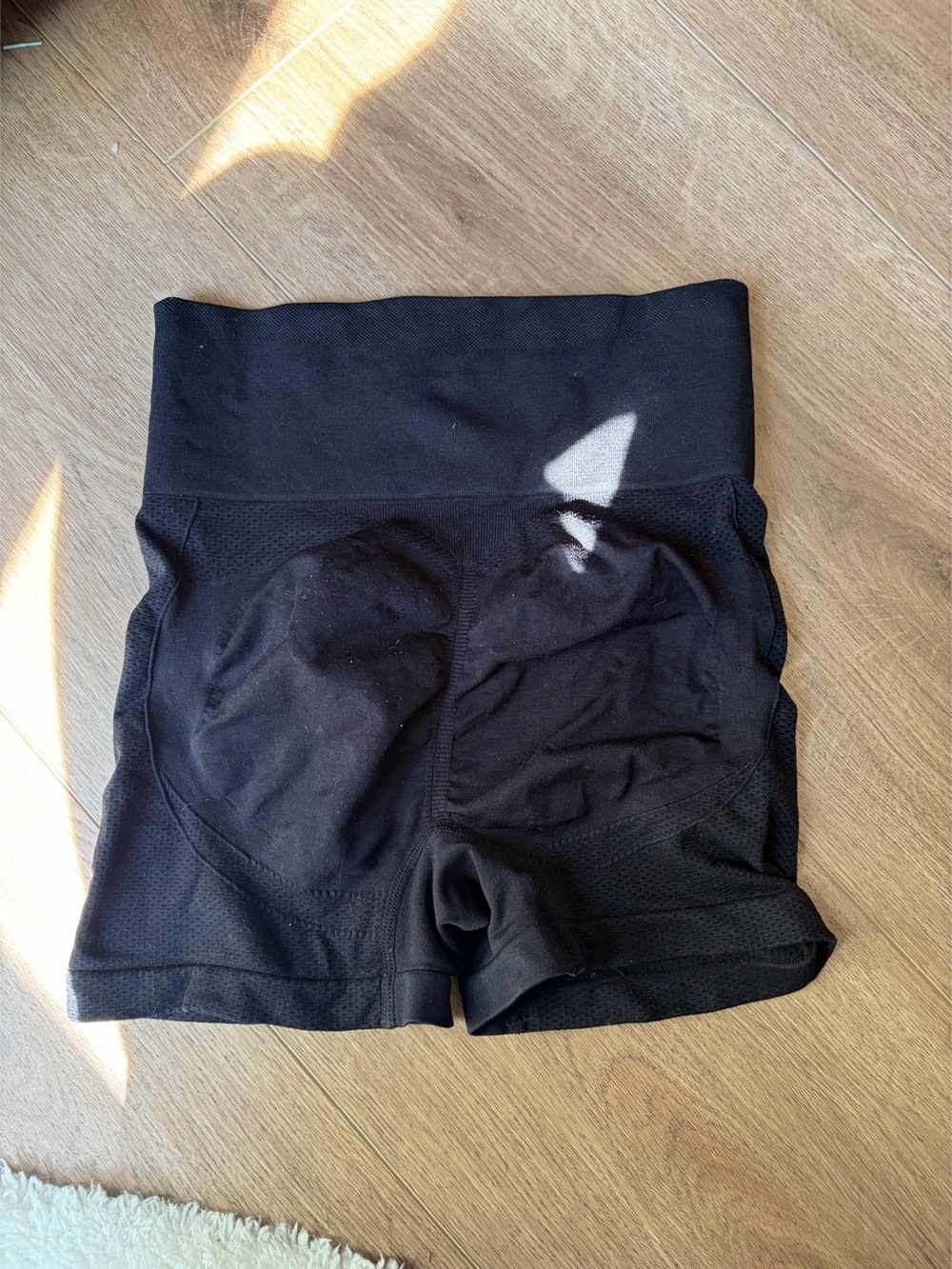 Black gym
Shorts